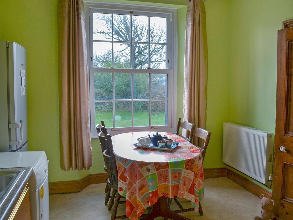 Millford House Villa Milford  Bagian luar foto